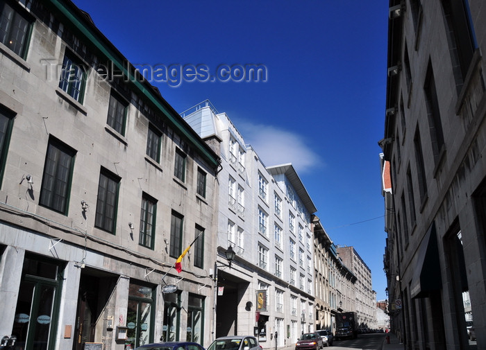 canada585: Montreal, Quebec, Canada: Rue Saint-Paul Ouest - Magasin-entrepôt Thomas-Peck and Hôtel Le Saint-Sulpice - Vieux-Montréal - photo by M.Torres - (c) Travel-Images.com - Stock Photography agency - Image Bank