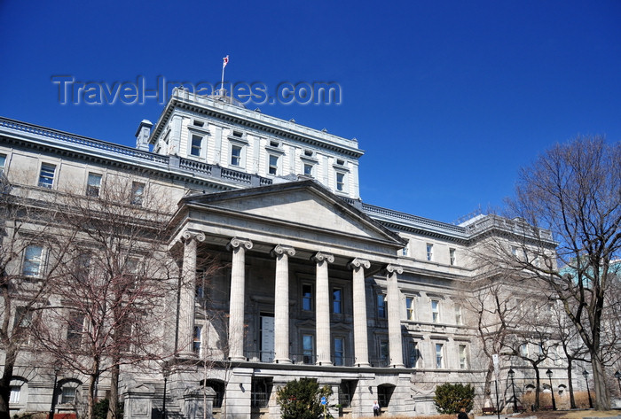 canada598: Montreal, Quebec, Canada: old Palace of Justice - old courthouse - Vieux palais de justice - Rue Notre Dame - Vieux-Montréal - photo by M.Torres - (c) Travel-Images.com - Stock Photography agency - Image Bank