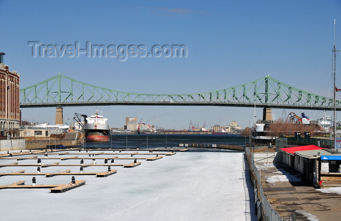 canada614: Montreal, Quebec, Canada: Jacques Cartier bridge crossing the Saint Lawrence River - steel truss cantilever bridge - seen from the Yacht Club de Montreal - Quai de l'Horloge - Vieux-Port - photo by M.Torres - (c) Travel-Images.com - Stock Photography agency - Image Bank