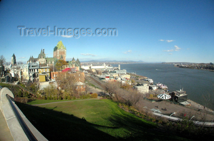 canada640: Quebec City, Quebec: cityscape and the the Saint Lawrence River - Château Frontenac - photo by B.Cain - (c) Travel-Images.com - Stock Photography agency - Image Bank