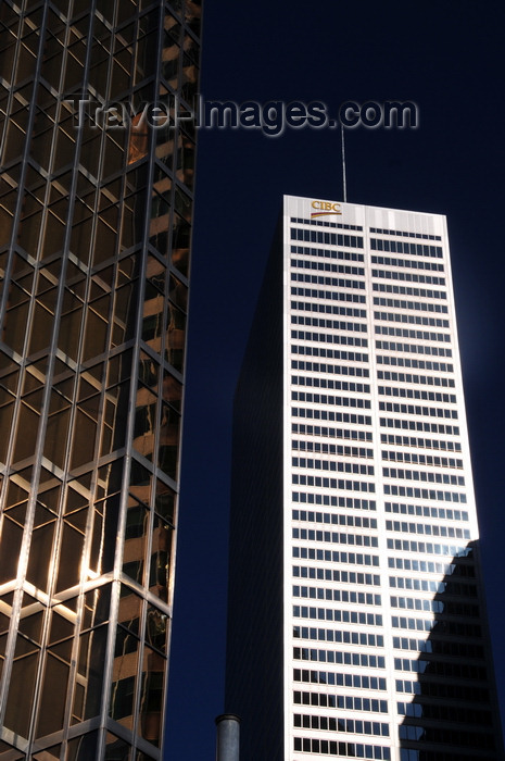 canada718: Toronto, Ontario, Canada: gold and silver - Royal Bank Plaza and CIBC - Commerce Court West - Financial District - photo by M.Torres - (c) Travel-Images.com - Stock Photography agency - Image Bank