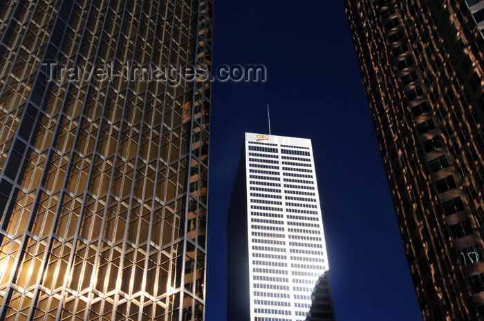 canada719: Toronto, Ontario, Canada: Royal Bank Plaza sends golden reflexes to TD Canada Trust Tower - Brookfield Place - Commerce Court West in between - photo by M.Torres - (c) Travel-Images.com - Stock Photography agency - Image Bank