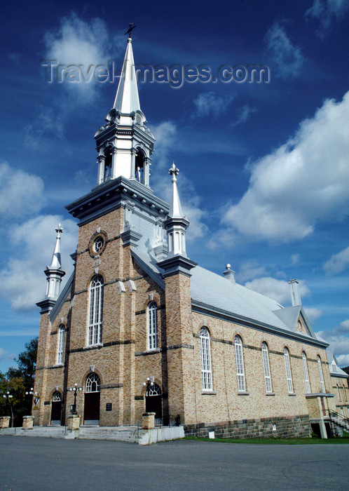 canada752: Hartland, New Brunswick, Canada: the local church - photo by C.Lovell - (c) Travel-Images.com - Stock Photography agency - Image Bank