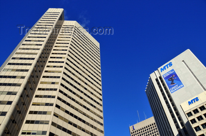 canada803: Winnipeg, Manitoba, Canada: Commodity Exchange Tower - architect Smith Carter - MTS tower on the left - Main Street - photo by M.Torres - (c) Travel-Images.com - Stock Photography agency - Image Bank