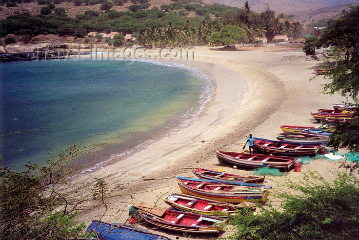 capeverde1: Cabo Verde - Cape Verde - Santiago island / Ilha de Santiago: Tarrafal - the beach - a praia - photo by M.Torres - (c) Travel-Images.com - Stock Photography agency - Image Bank