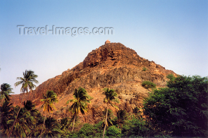 capeverde11: Cabo Verde - Cape Verde, Santiago island: Hill over Cidade Velha - photo by M.Torres - (c) Travel-Images.com - Stock Photography agency - Image Bank