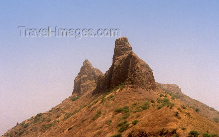 capeverde13: Cabo Verde - Cape Verde - Santiago island, Sotavento group: naked peak - pico nu - photo by M.Torres - (c) Travel-Images.com - Stock Photography agency - Image Bank