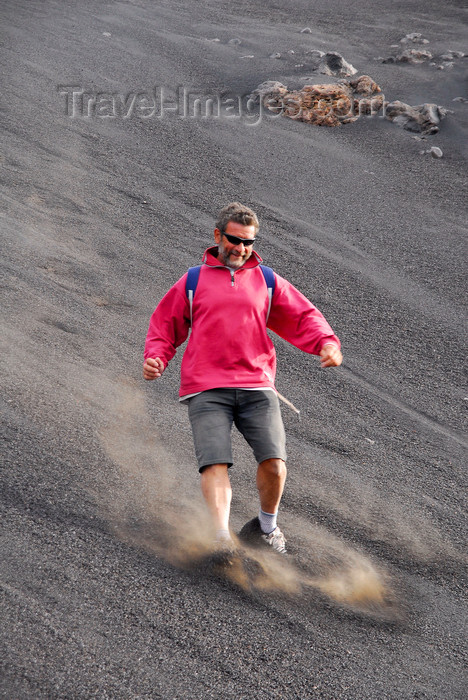 capeverde76: Fogo natural park, Fogo island - Cape Verde / Cabo Verde: lava - going down the slope on Pico do Fogo volcano - photo by E.Petitalot - (c) Travel-Images.com - Stock Photography agency - Image Bank