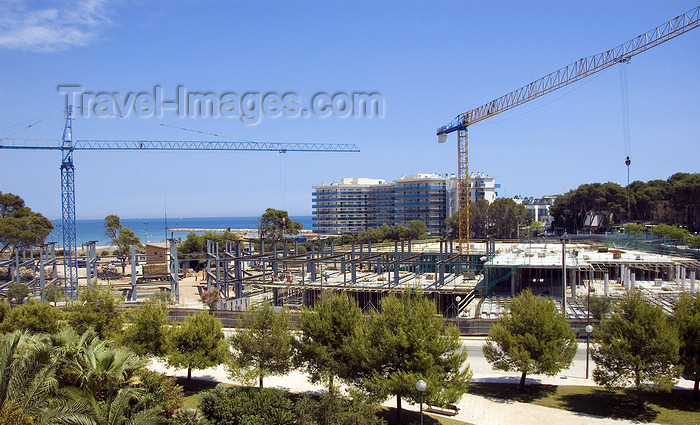 catalon138: La Pineda, Vila-seca, Costa Dorada, Tarragona, Catalonia: construction of new hotel resort - cranes - photo by B.Henry - (c) Travel-Images.com - Stock Photography agency - Image Bank