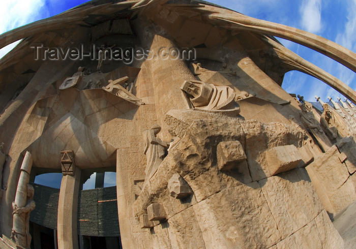 catalon145: Barcelona, Catalonia: central elements of the Passion façade of the Sagrada Familia cathedral - the Mysteries of Affliction - sculptor Josep Maria Subirachs - Temple Expiatori de la Sagrada Familia - photo by B.Henry - (c) Travel-Images.com - Stock Photography agency - Image Bank