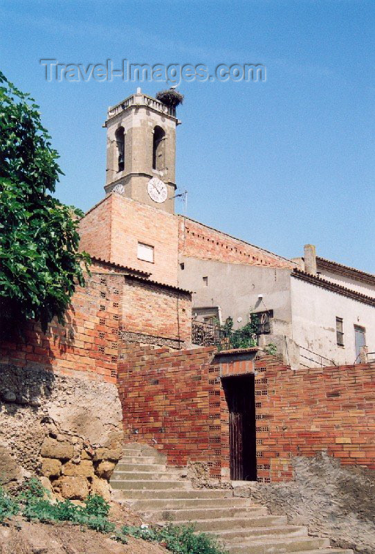 catalon16: Catalonia / Catalunya - Térmens, Noguera, Lleida province: church alley - photo by Miguel Torres - (c) Travel-Images.com - Stock Photography agency - Image Bank