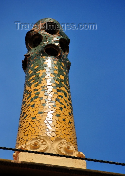 catalon176: Barcelona, Catalonia: chimney with tile shards, Gaudi House Museum - 'la Torre Rosa', Park Güell, Carmel Hill, Gràcia district - UNESCO World Heritage Site - photo by M.Torres - (c) Travel-Images.com - Stock Photography agency - Image Bank