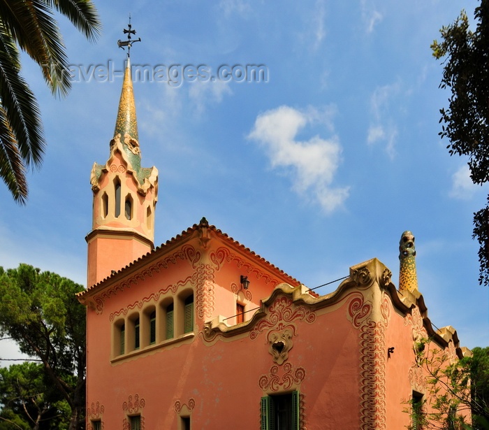 catalon179: Barcelona, Catalonia: Gaudi House Museum - 'la Torre Rosa', Park Güell, architect Francesc Berenguer - photo by M.Torres - (c) Travel-Images.com - Stock Photography agency - Image Bank