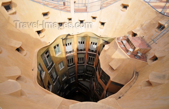 catalon216: Barcelona, Catalonia: circular atrium of Casa Milà, La Pedrera, by Gaudi - UNESCO World Heritage Site - photo by M.Torres - (c) Travel-Images.com - Stock Photography agency - Image Bank