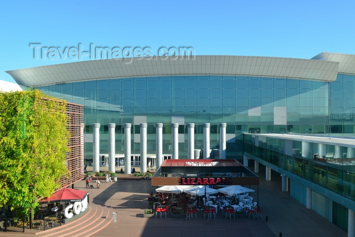 catalon284: Barcelona, Catalonia, Spain: cafés at Barcelona-El Prat Airport - Terminal 1 building - photo by M.Torres - (c) Travel-Images.com - Stock Photography agency - Image Bank