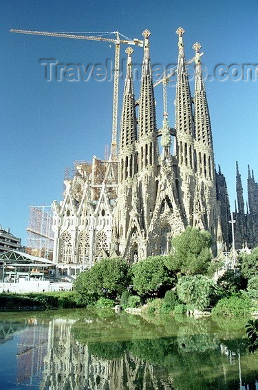 catalon42: Catalonia - Barcelona: Sagrada Familia and the park - the Nativity façade - architect Antoni Gaudí - photo by J.Kaman - (c) Travel-Images.com - Stock Photography agency - Image Bank