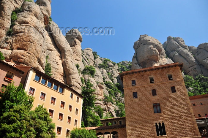 catalon45: Montserrat, Catalonia: gatehouse to the Montserrat monastery - vertical rock formations - photo by M.Torres - (c) Travel-Images.com - Stock Photography agency - Image Bank