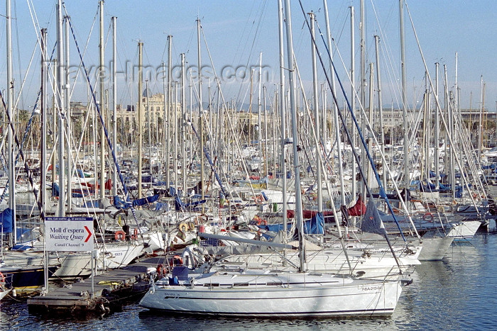 catalon46: Catalonia - Barcelona: marina by the Olympic village - photo by M.Bergsma - (c) Travel-Images.com - Stock Photography agency - Image Bank