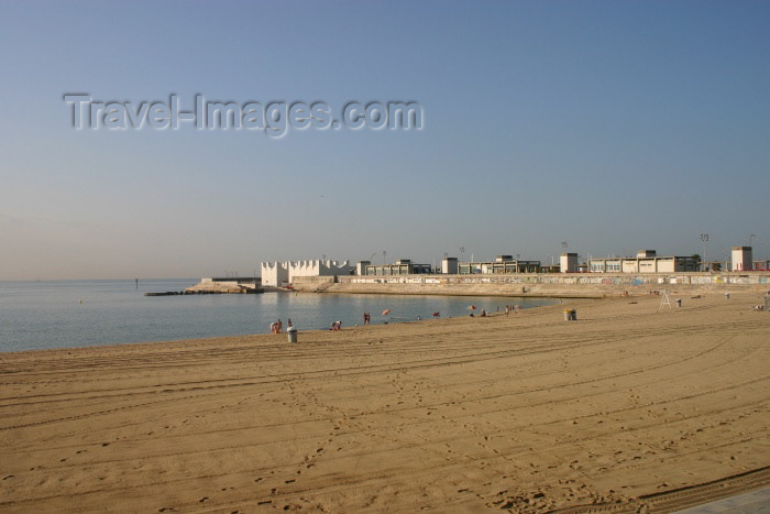 catalon62: Catalonia - Barcelona: empty beach - photo by C.Blam - (c) Travel-Images.com - Stock Photography agency - Image Bank