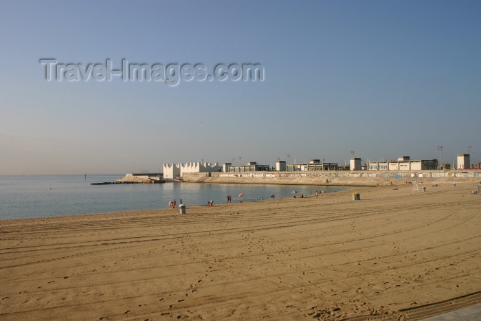 catalon62: Catalonia - Barcelona: empty beach - photo by C.Blam - (c) Travel-Images.com - Stock Photography agency - Image Bank