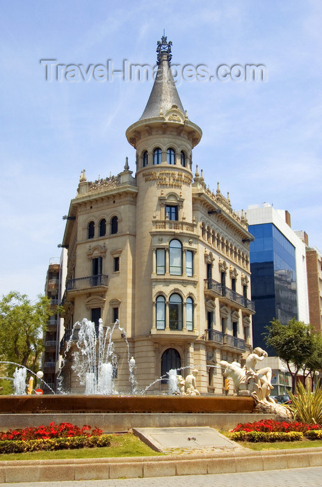 catalon68: Tarragona, Catalonia: Chamber of Commerce, Industry and Navigation - Av. Pau Casals - Cambra Oficial de Comerc, Industria i Navegacio - photo by B.Henry - (c) Travel-Images.com - Stock Photography agency - Image Bank