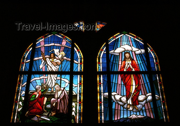 cayman3: Grand Cayman - Grand Cayman - George Town: Church - tainted glass windows - photo by F.Rigaud - (c) Travel-Images.com - Stock Photography agency - Image Bank