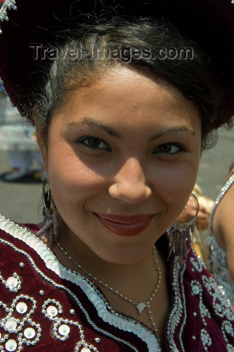 chile118: Antofagasta, Chile: beautiful young woman with broad smile - photo by D.Smith - (c) Travel-Images.com - Stock Photography agency - Image Bank