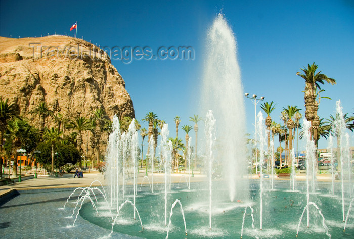 chile130: Arica, Chile: Morro de Arica and fountain | Morro de Arica y fuente - photo by D.Smith - (c) Travel-Images.com - Stock Photography agency - Image Bank