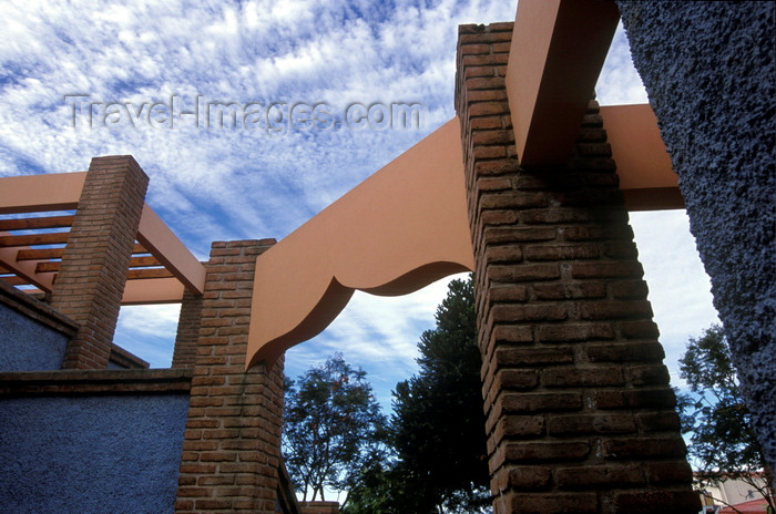 chile167: Valparaíso, Chile: exterior of the artistic La Sebastiana - Pablo Neruda’s House, modelled on shipbuilding - Bellavista Hill - photo by C.Lovell - (c) Travel-Images.com - Stock Photography agency - Image Bank