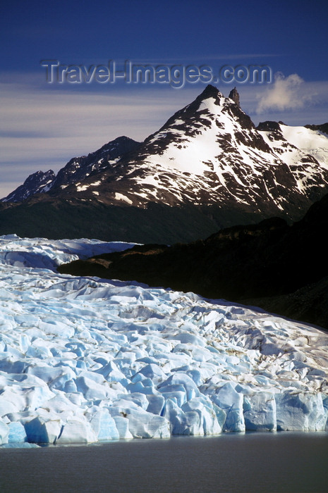 chile247: Torres del Paine National Park, Magallanes region, Chile: peaks and glacier head - the massive wall of ice that is Grey Glacier ends at Grey Lake - Chilean Patagonia - photo by C.Lovell - (c) Travel-Images.com - Stock Photography agency - Image Bank