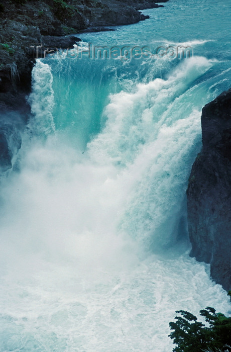 chile250: Torres del Paine National Park, Magallanes region, Chile: Salto Grande, waterfall on the world's shortest river from Lake Nordenskjöld to Lake Pehoé - cascada - Chilean Patagonia - photo by C.Lovell - (c) Travel-Images.com - Stock Photography agency - Image Bank