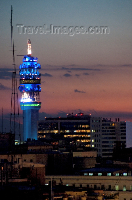 chile286: Santiago de Chile: transmission tower - nocturnal - photo by P.Jolivet - (c) Travel-Images.com - Stock Photography agency - Image Bank