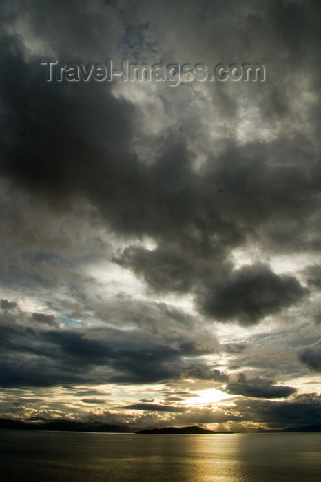 chile3: Magallanes region: Chilean fjords - dramatic sea and sky - photo by D.Smith - (c) Travel-Images.com - Stock Photography agency - Image Bank