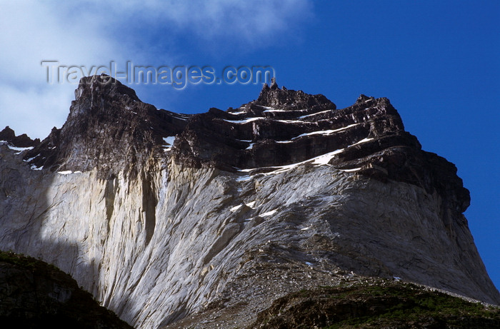 chile49: Torres del Paine National Park, Magallanes region, Chile: the peak called East Horn, Cuerno Este, of Cuernos del Paine - Chilean Patagonia - photo by C.Lovell - (c) Travel-Images.com - Stock Photography agency - Image Bank