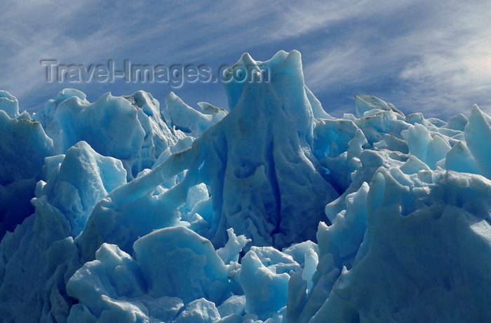 chile87: Torres del Paine National Park, Magallanes region, Chile: fluted ice sculptures - ice texture of the massive Grey Glacier - Chilean Patagonia - photo by C.Lovell - (c) Travel-Images.com - Stock Photography agency - Image Bank