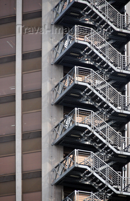 chile94: Santiago de Chile: steel emergency stairs of an office tower - photo by M.Torres - (c) Travel-Images.com - Stock Photography agency - Image Bank