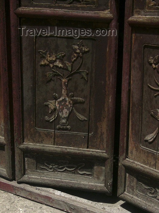 china193: China - Xi'an (capital of Shaanxi province): door of the Great Mosque - photo by M.Samper - (c) Travel-Images.com - Stock Photography agency - Image Bank