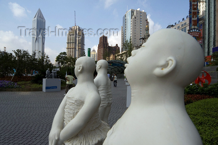china266: Shanghai, China: Nanjing Road - white statues - pedestrianised area - photo by Y.Xu - (c) Travel-Images.com - Stock Photography agency - Image Bank