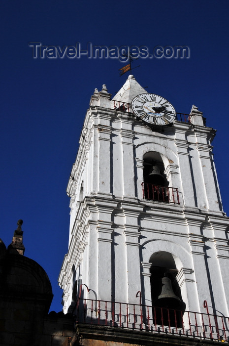 colombia118: Bogotá, Colombia: bell tower of the San Francisco church - 16th century - built on the right bank of the Vicachá river (now covered) by Franciscan friars - Av. Jimenez, Eje Ambiental - barrio Veracruz - Santa Fe - photo by M.Torres - (c) Travel-Images.com - Stock Photography agency - Image Bank