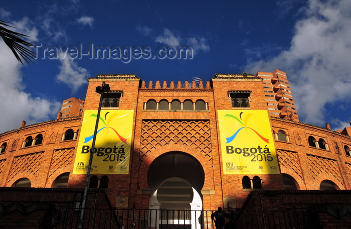 colombia135: Bogotá, Colombia: Santamaría bullring - Neo Mudéjar style - Moorish and Andalusian architecture - Plaza de Toros de Santamaría - Carrera 7 at Calle 26 - Centro Internacional de Bogotá - barrio San Diego - Santa Fe - photo by M.Torres - (c) Travel-Images.com - Stock Photography agency - Image Bank