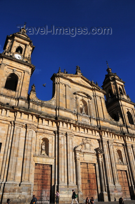 colombia78: Bogotá, Colombia: Plaza Bolivar - the Cathedral - seat of the Archbishop of Bogotá - holds the remains of Gonzálo Jiménez de Quesada, founder of the city - Catedral Primada - La Candelaria - photo by M.Torres - (c) Travel-Images.com - Stock Photography agency - Image Bank