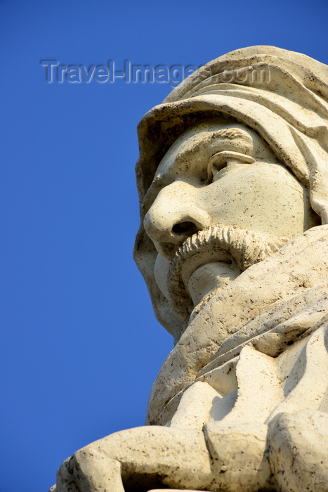 congo21: Brazzaville, Congo: close-up of the statue at the Pierre Savorgnan de Brazza Memorial - French /  Italian explorer, Avenue Amilcar Cabral, Quartier de La Plaine - photo by M.Torres - (c) Travel-Images.com - Stock Photography agency - Image Bank