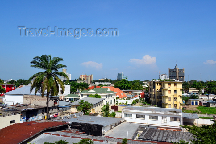 congo63: Brazzaville, Congo: an african city skyline - plenty of green and the city's most iconic buildings -  Nabemba tower, Congo National Petroleum Company (SNPC), ARC building,  Bank of Central African States (BEAC) - photo by M.Torres - (c) Travel-Images.com - Stock Photography agency - Image Bank