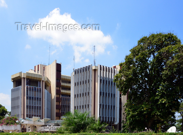 congo79: Brazzaville, Congo: building of the Bank for the Development of the Central African States (BDEAC) - international financial institution responsible for financing the development of member countries of the Economic and Monetary Community of Central Africa (CEMAC) - Boulevard Denis Sassou Nguesso - photo by M.Torres - (c) Travel-Images.com - Stock Photography agency - Image Bank