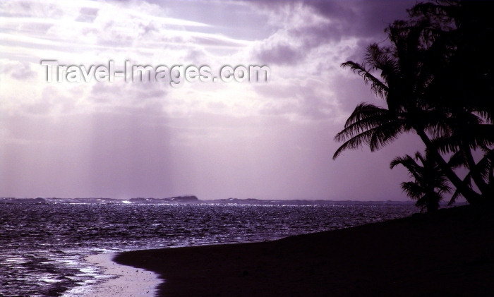 cook59: Cook Islands - Aitutaki: storm - Central-Southern Pacific Ocean - photo by B.Goode - (c) Travel-Images.com - Stock Photography agency - Image Bank