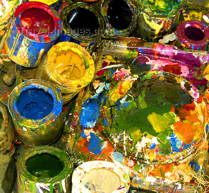 costa-rica54: Costa Rica - Paint cans used for painting ox carts, Sarchi (photo by B.Cain) - (c) Travel-Images.com - Stock Photography agency - Image Bank