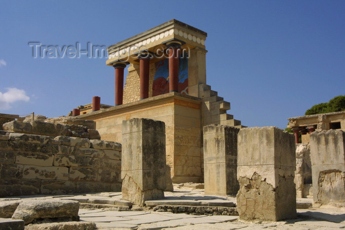 crete99: Crete, Greece - Knossos (Heraklion prefecture): northern entrance (photo by A.Stepanenko) - (c) Travel-Images.com - Stock Photography agency - Image Bank