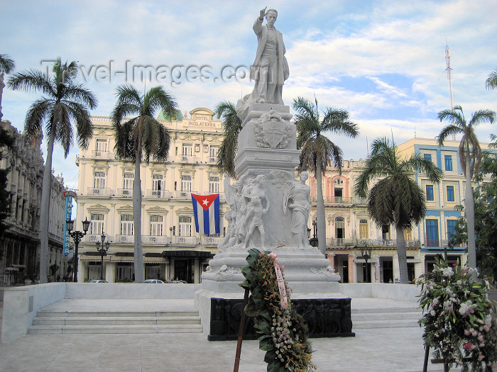 cuba10 Cuba Havana flowers at Jose Marti monument Hotel Inglaterra 