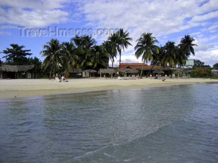 cuba113: Cuba - Bay of Pigs / Bahía de Puercos: beach - site of the failed Bay of Pigs Invasion during John F. Kennedy's presidency - Grisbukten - photo by L.Gewalli - (c) Travel-Images.com - Stock Photography agency - Image Bank