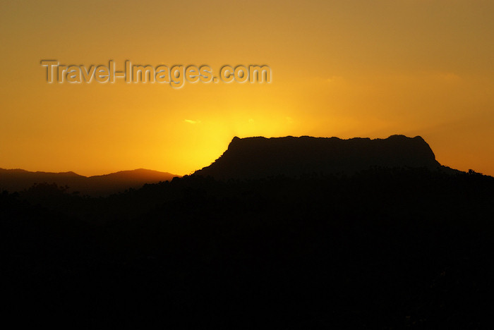 cuba132: El Yunque - Guantánamo province, Cuba: silhouette at sunset - photo by A.Ferrari - (c) Travel-Images.com - Stock Photography agency - Image Bank